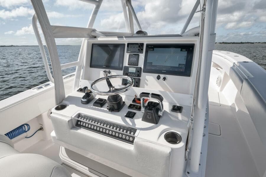 2018 Invincible 36 Open Fisherman