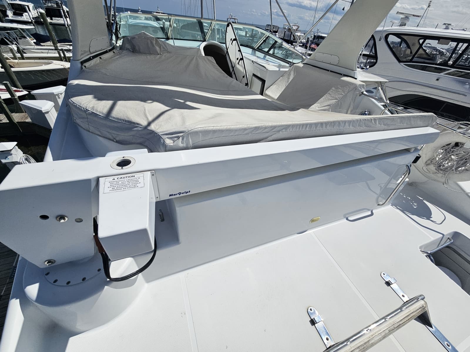 1999 Carver 530 Voyager