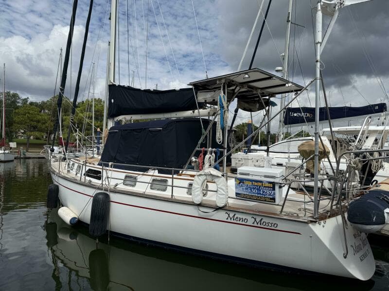 1988 Catalina Morgan 44 Center Cockpit