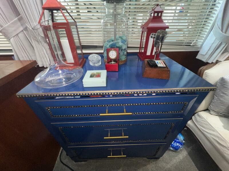 1988 Hatteras Motor Yacht