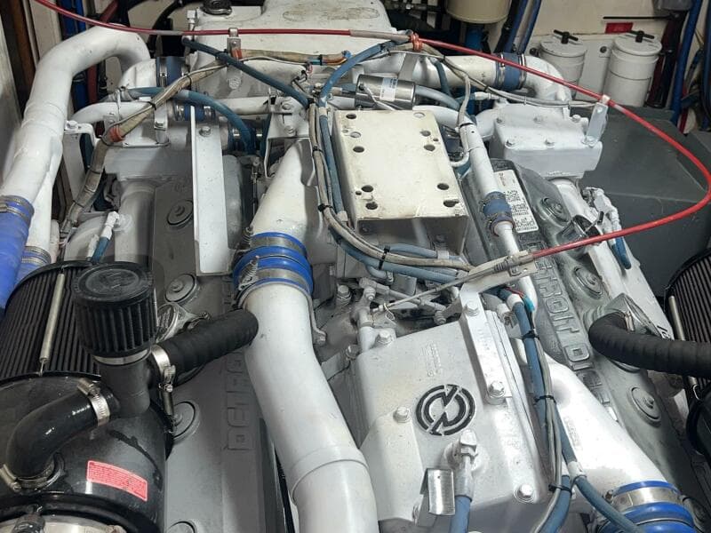 1988 Hatteras Motor Yacht