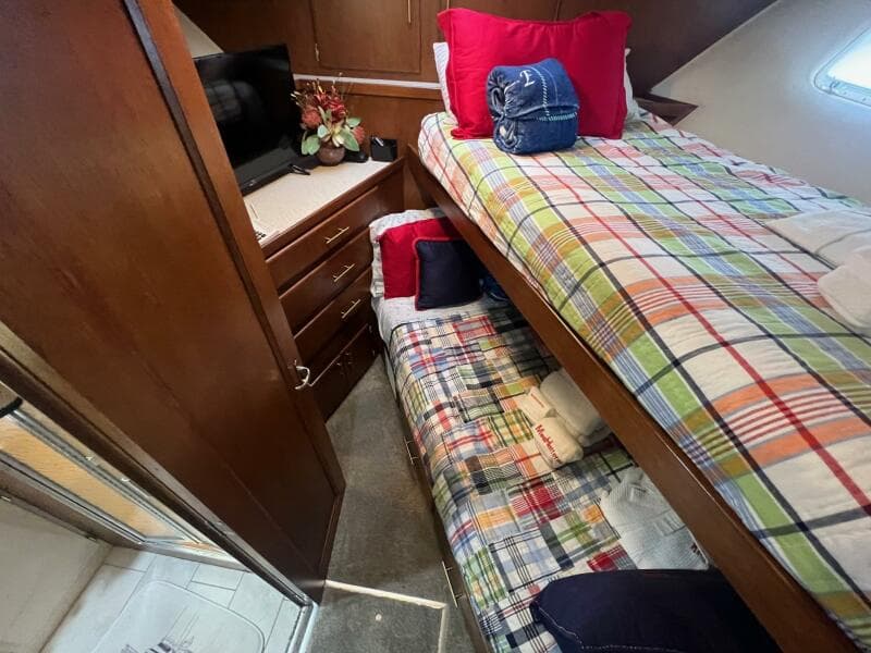 1988 Hatteras Motor Yacht