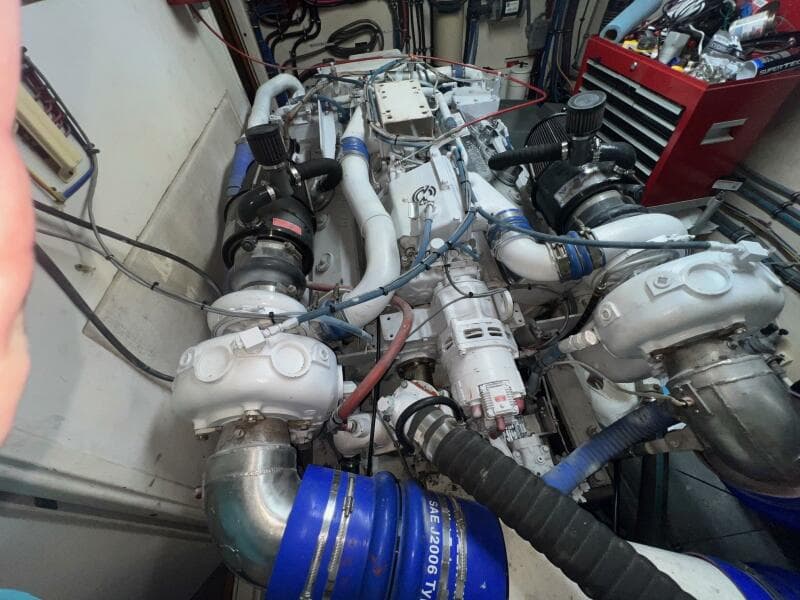 1988 Hatteras Motor Yacht