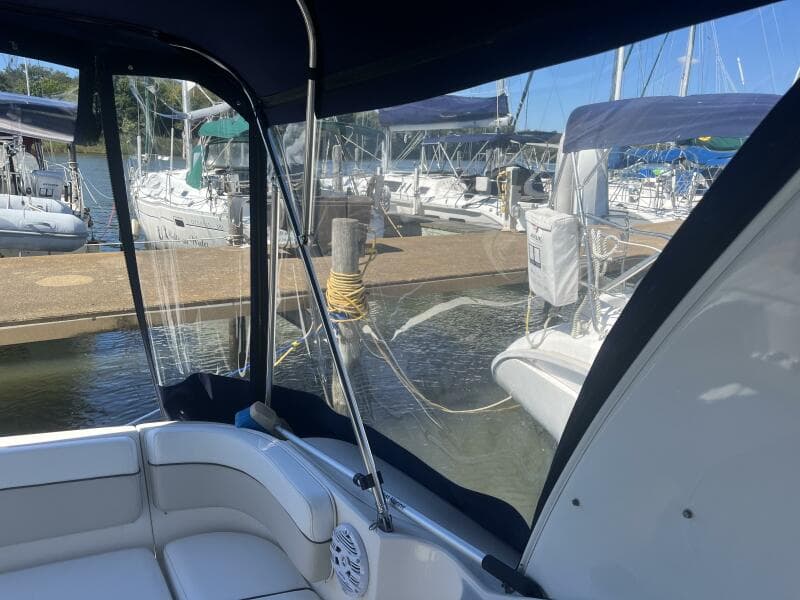 2007 Rinker 320 Express