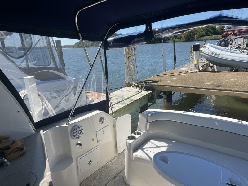 2007 Rinker 320 Express
