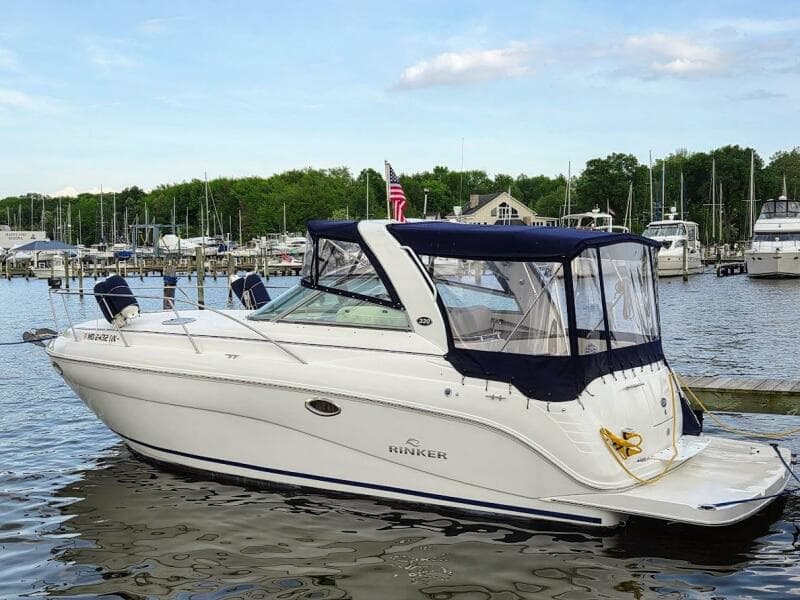 2007 Rinker 320 Express