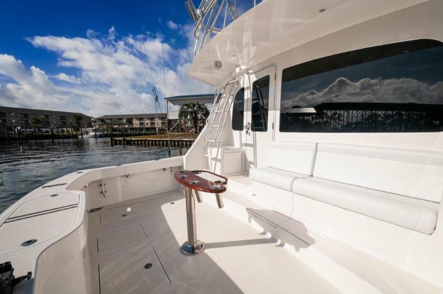 2012 Viking 42 Convertible  Cockpit 2