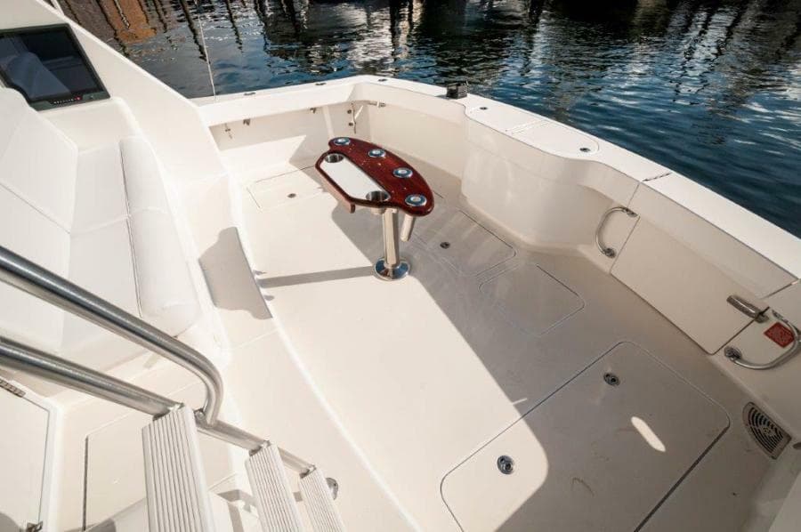 2012 Viking 42 Convertible  Cockpit 4