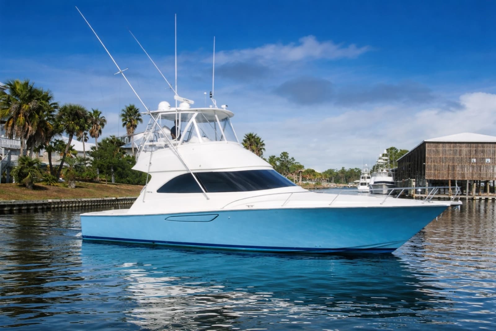 2012 Viking 42 Convertible STBD Profile