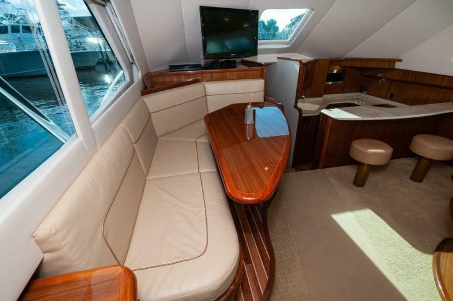 2012 Viking 42 Convertible Dinette 2