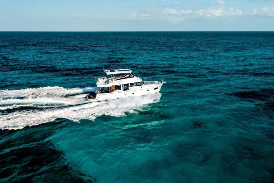 2026 Beneteau Swift Trawler 48