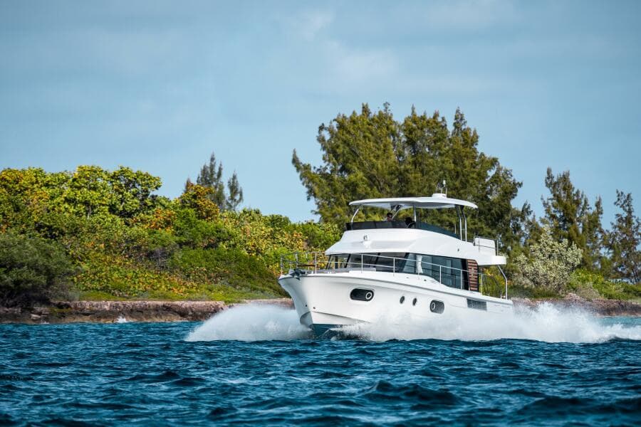 2026 Beneteau Swift Trawler 48