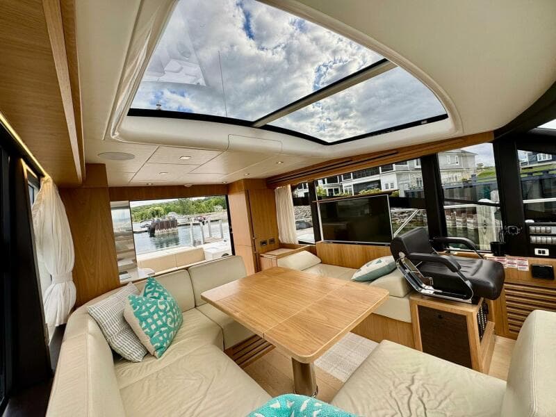 2016 Absolute 45 Sport Yacht
