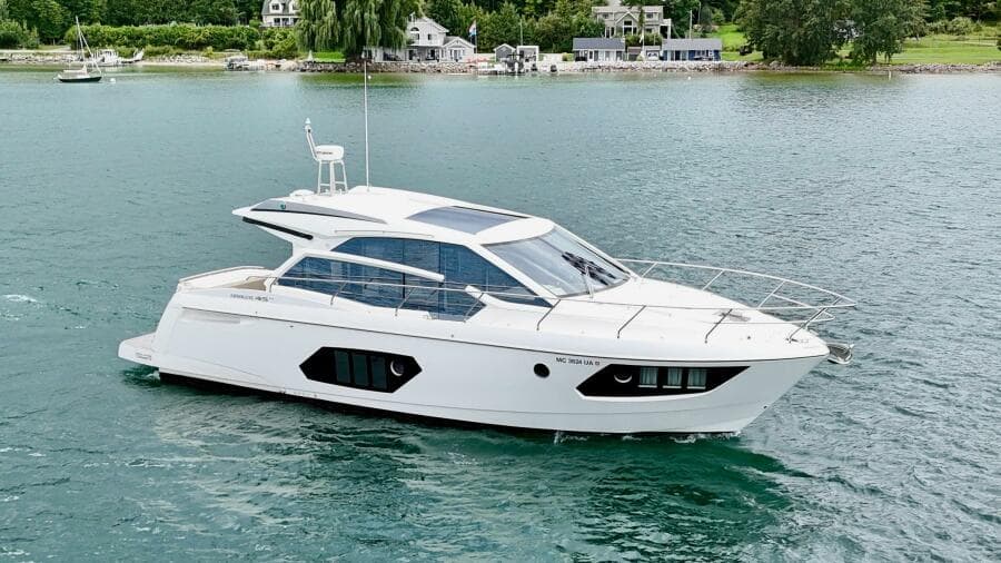 2016 Absolute 45 Sport Yacht