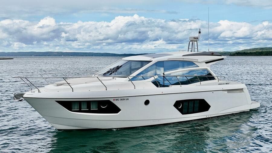 2016 Absolute 45 Sport Yacht