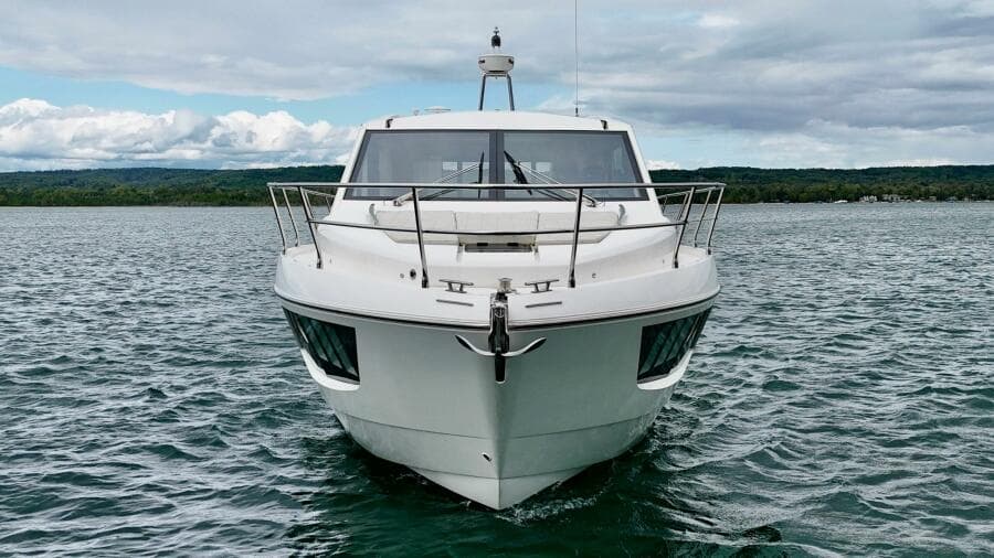 2016 Absolute 45 Sport Yacht