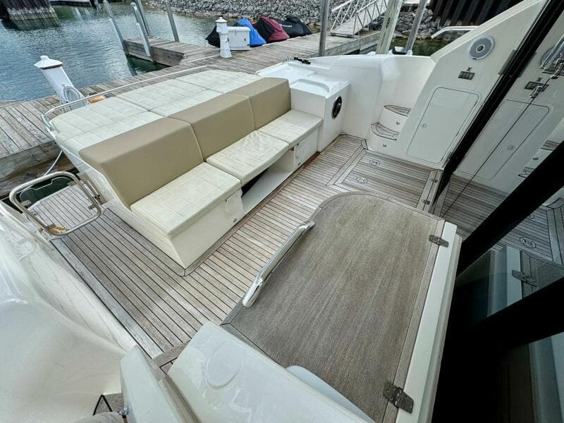 2016 Absolute 45 Sport Yacht