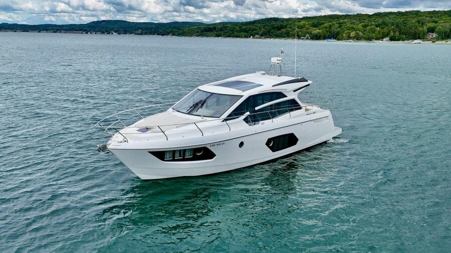 2016 Absolute 45 Sport Yacht