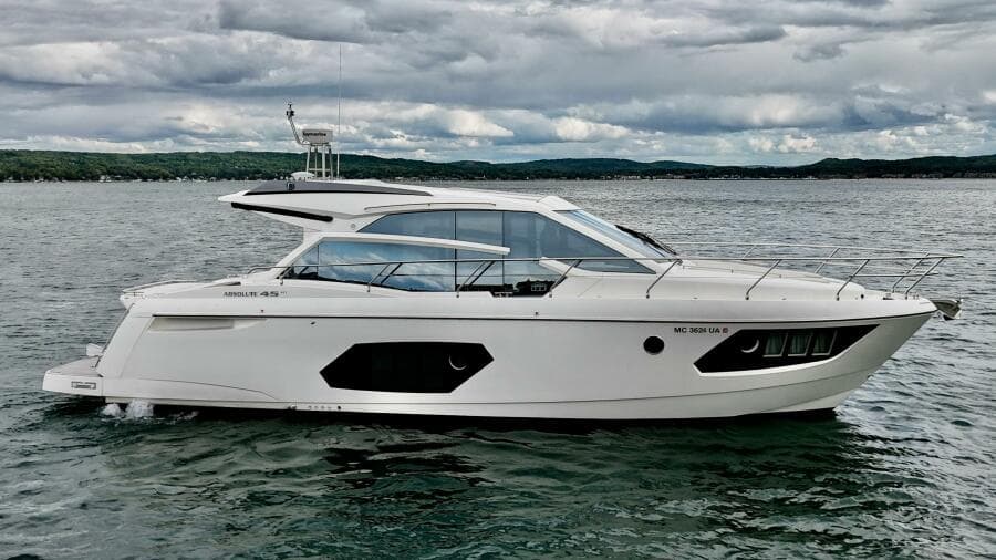 2016 Absolute 45 Sport Yacht