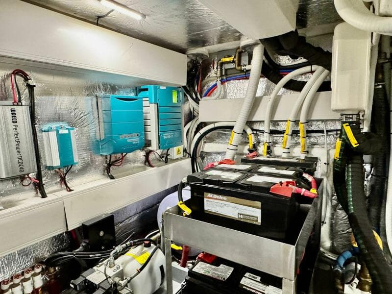 2016 Absolute 45 Sport Yacht