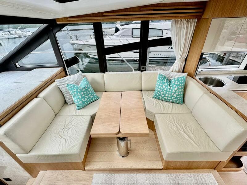 2016 Absolute 45 Sport Yacht