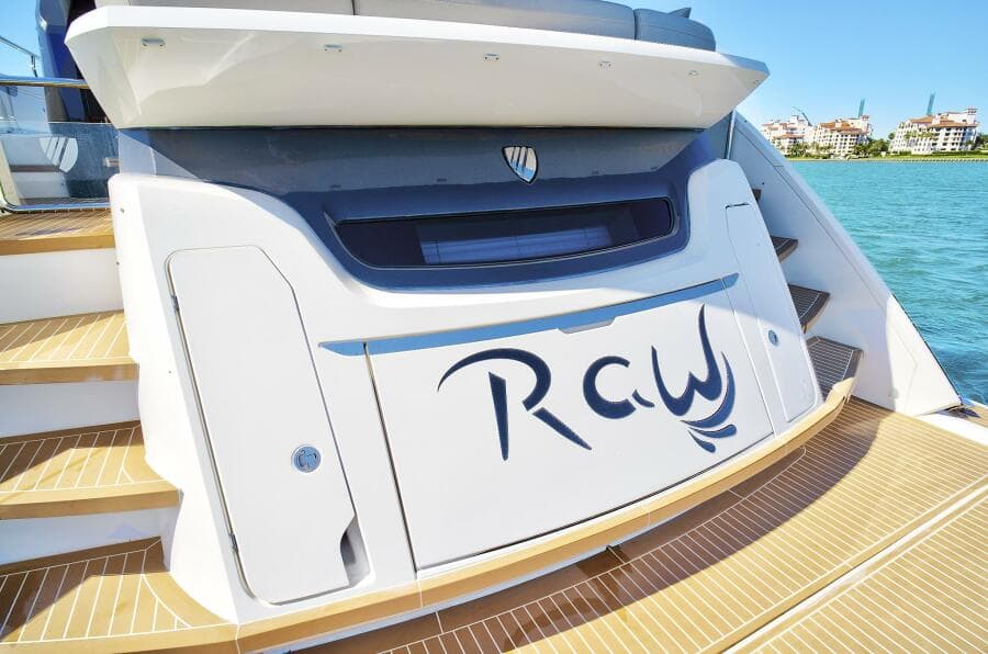 2021 Fairline Squadron 68