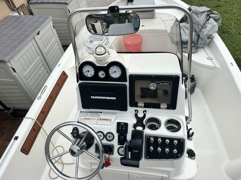 2020 NauticStar 2140 Sport Shallow Bay