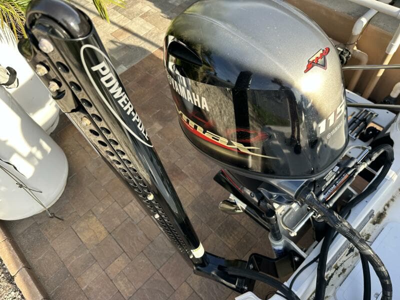 2020 NauticStar 2140 Sport Shallow Bay