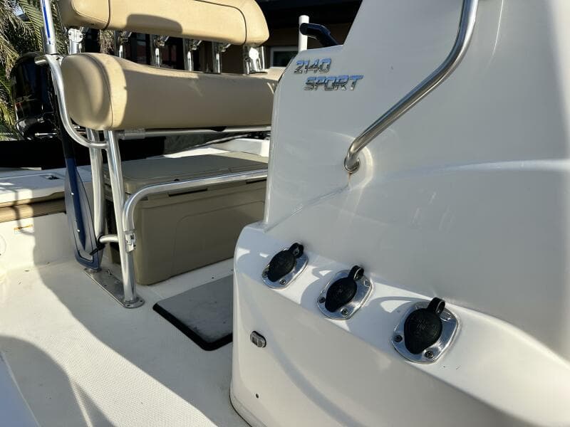 2020 NauticStar 2140 Sport Shallow Bay