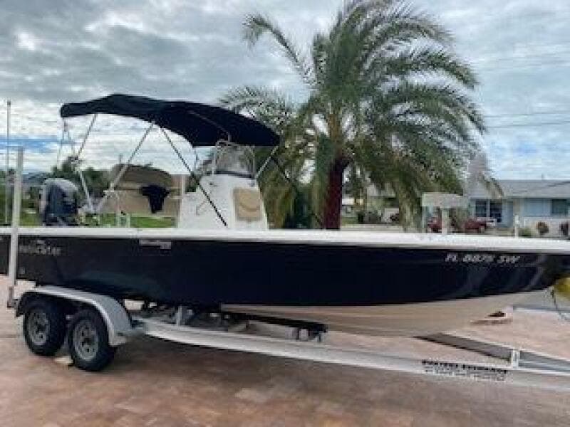 2020 NauticStar 2140 Sport Shallow Bay