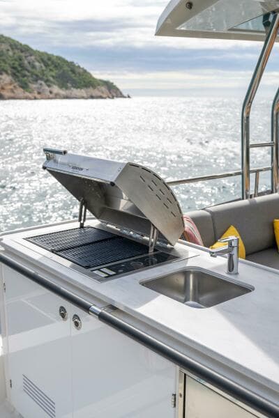2026 Beneteau Swift Trawler 54