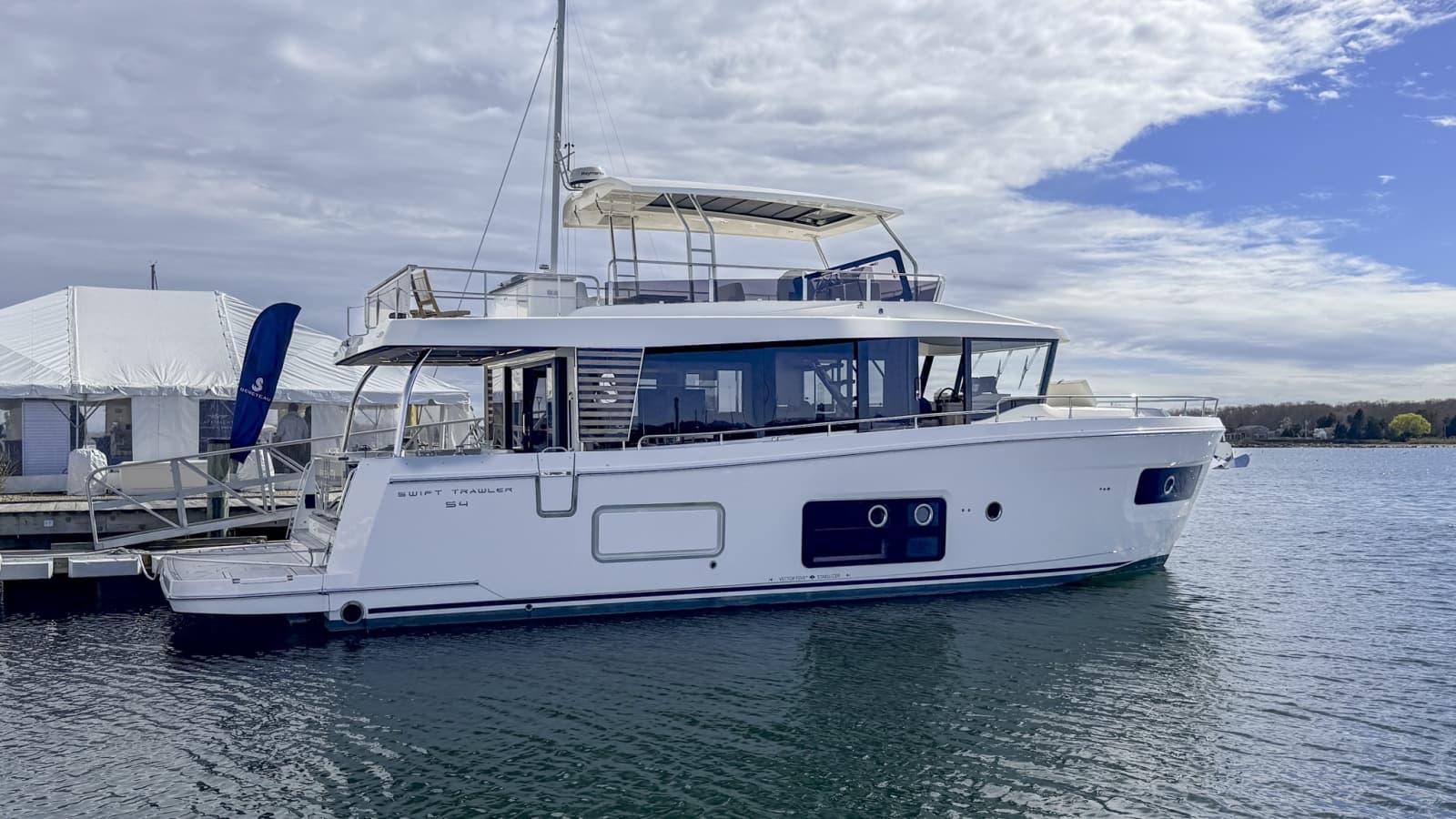 2026 Beneteau Swift Trawler 54 - Photo 3