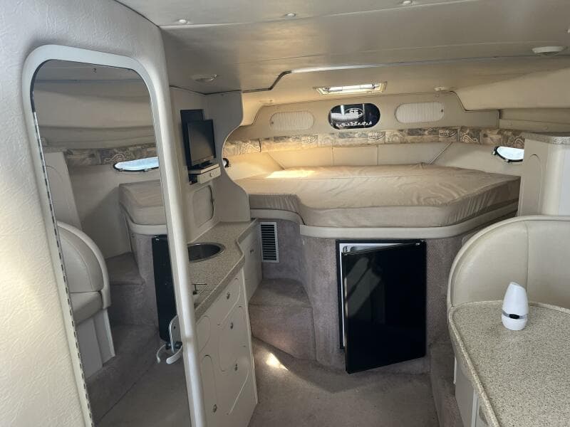 2000 Rinker Fiesta Vee 340