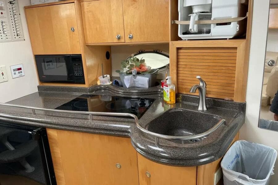 2001 Larson Cabrio 330