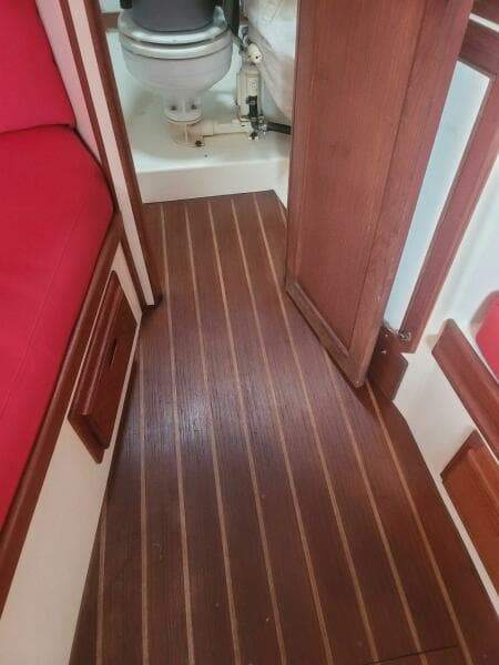 1983 Classic 21' Catboat - Photo 10