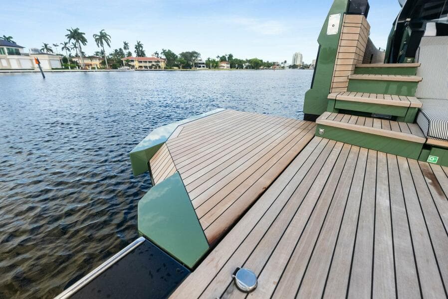 2025 Wally Wallywhy 100