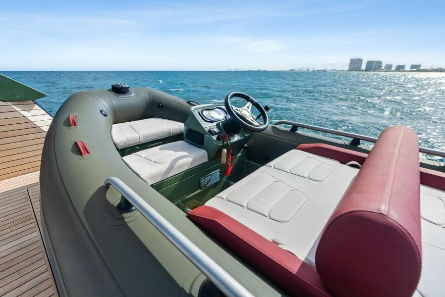 2025 Wally Wallywhy 100