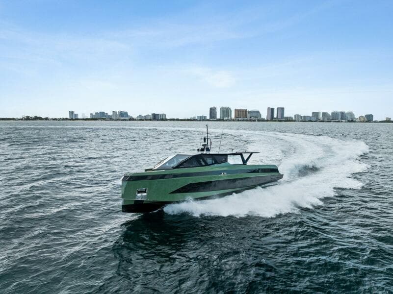 2025 Wally Wallywhy 100