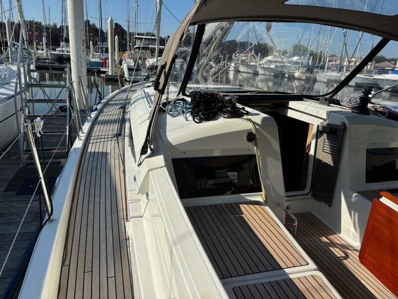 2021 Jeanneau Sun Odyssey 440