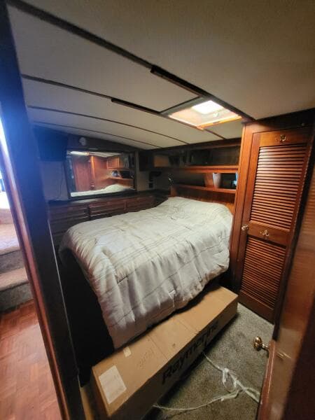 1984 Viking 46 Convertible