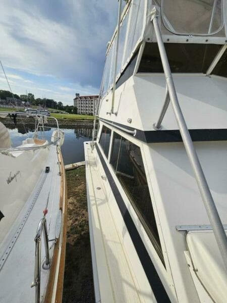 1984 Viking 46 Convertible