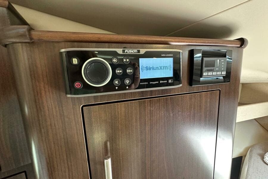 2016 Regal 35 Sport Coupe