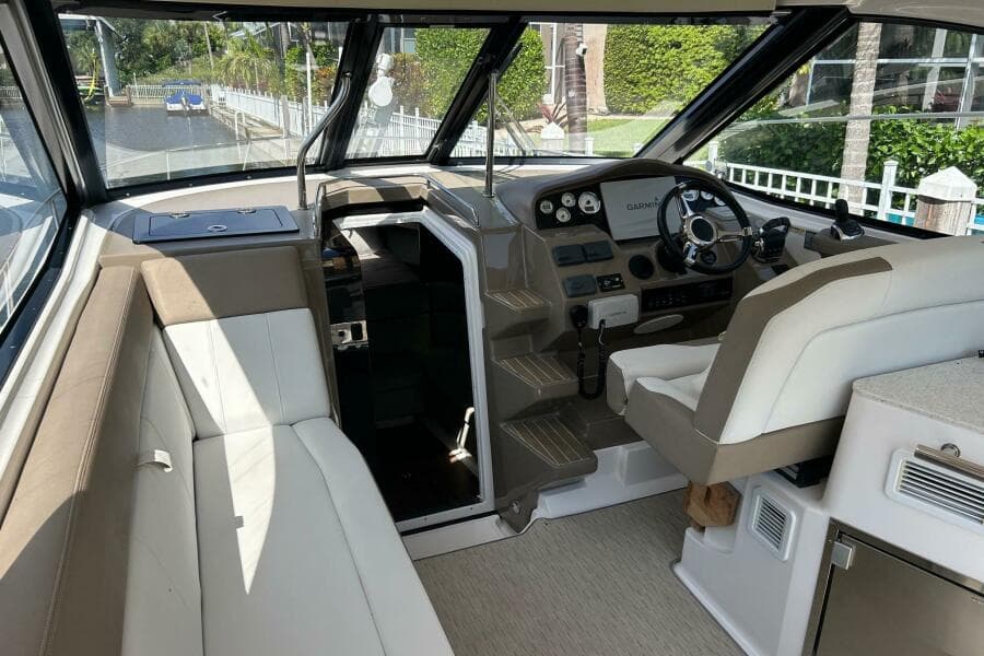 2016 Regal 35 Sport Coupe