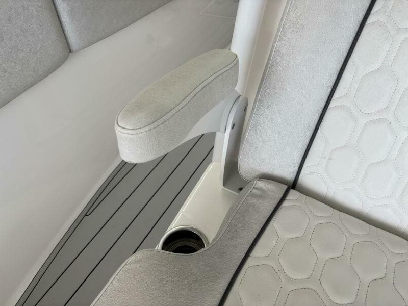 2021 Sea Fox 288 COMMANDER