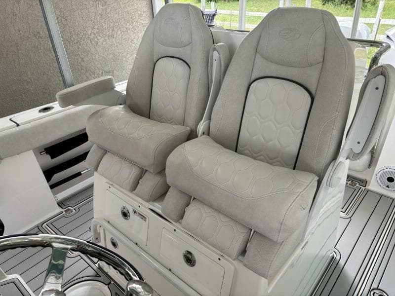 2021 Sea Fox 288 COMMANDER