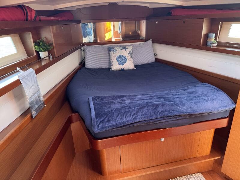 2013 Beneteau Oceanis 45