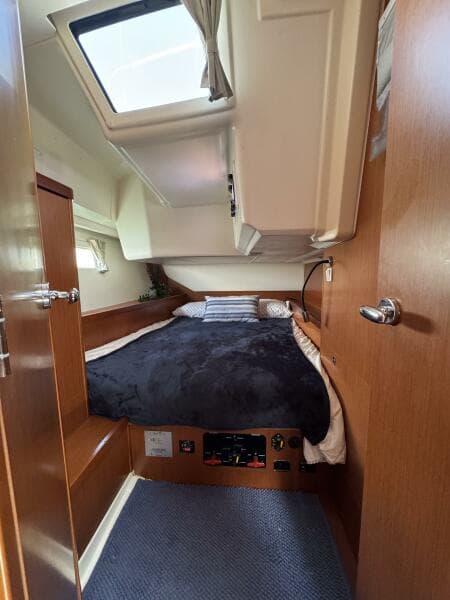 2013 Beneteau Oceanis 45