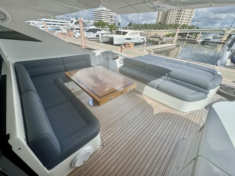 Pershing 72 Uptown Girl- Cockpit