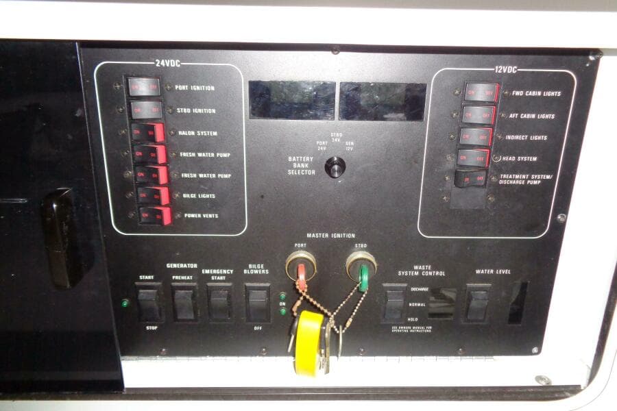 1991 Sea Ray 480 Sundancer