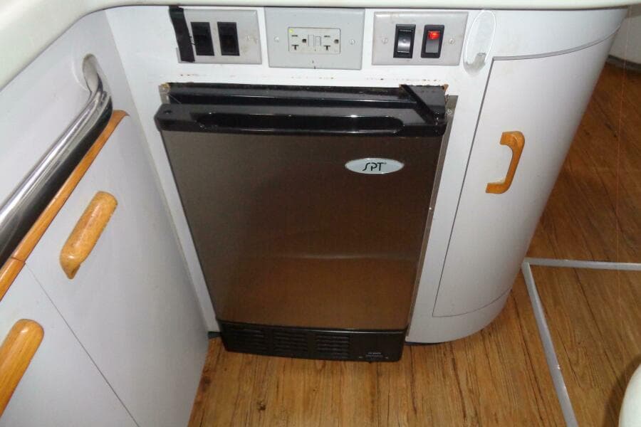 1991 Sea Ray 480 Sundancer